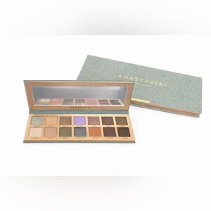 Anastasia Eyeshadow Palette